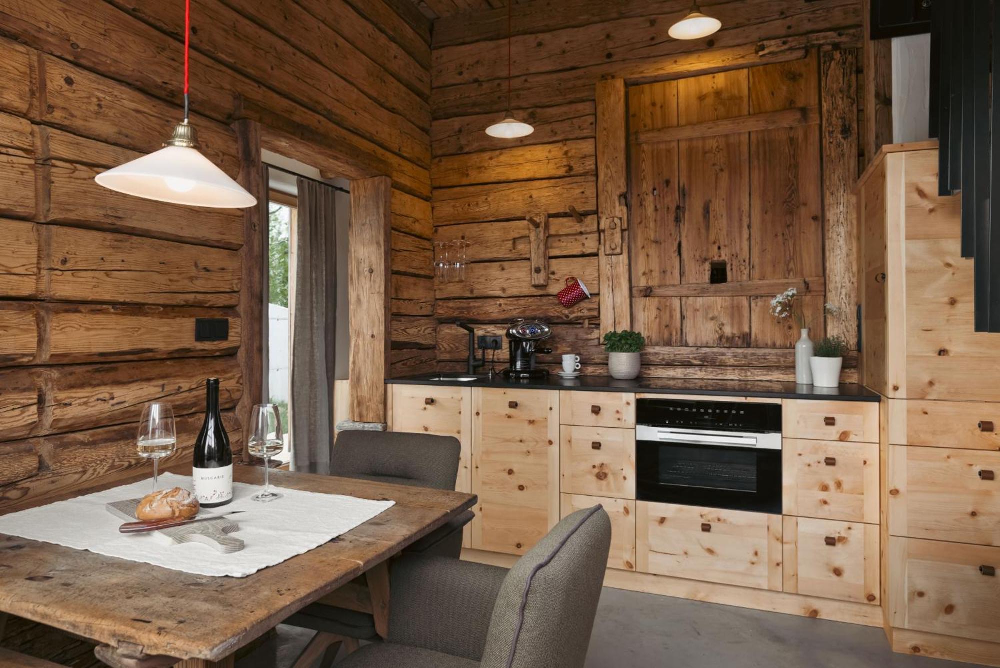 Am Wildbachberg - Luxus Ferienhaeuser Mit Infinitypool, Privatsauna Und Weinkeller 도이치란즈베르그 외부 사진