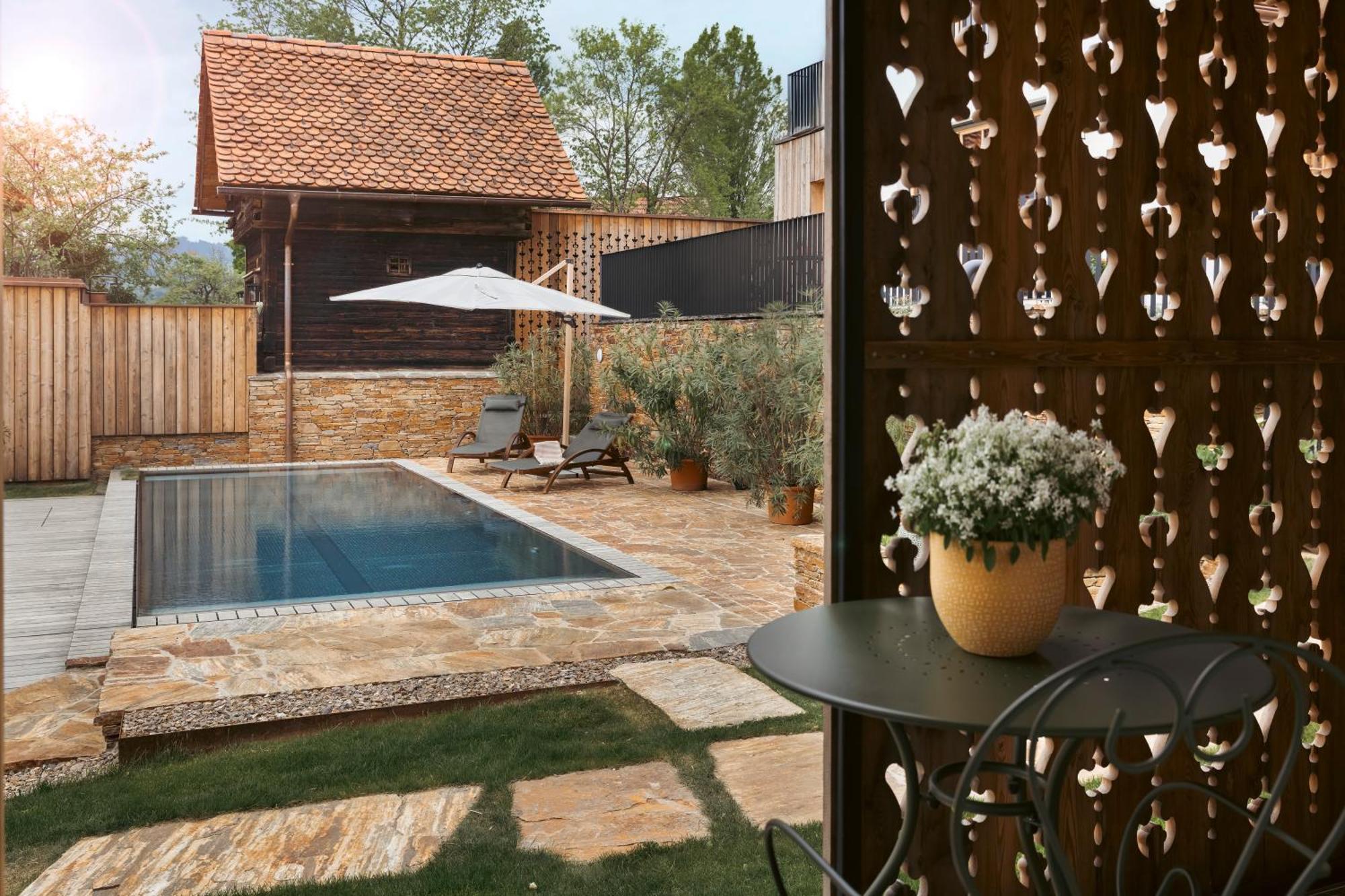 Am Wildbachberg - Luxus Ferienhaeuser Mit Infinitypool, Privatsauna Und Weinkeller 도이치란즈베르그 외부 사진